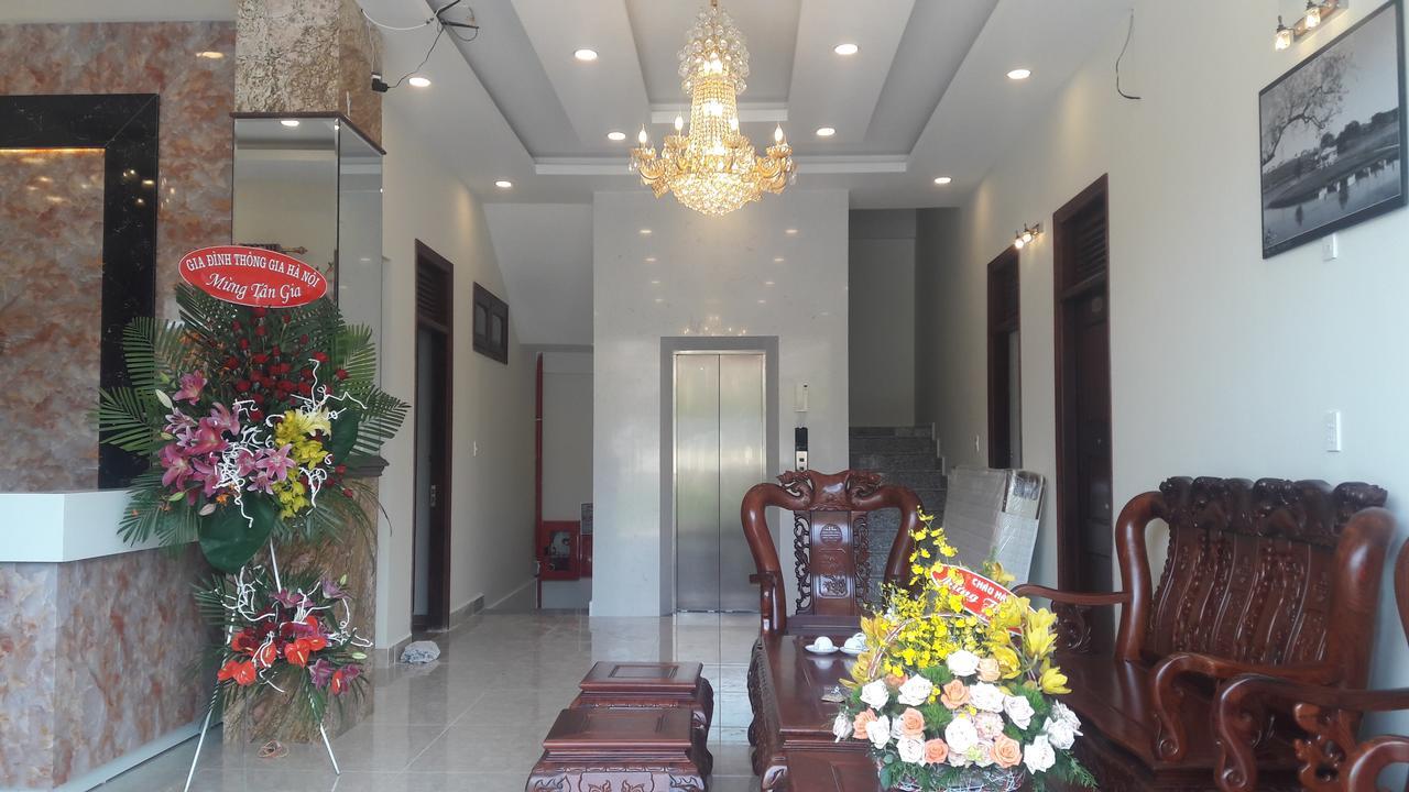 Nang Vang Hotel Đà Lạt Extérieur photo